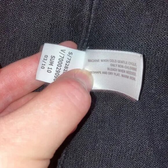 Old Navy Black Flyaway Racerback Vest Size Extra Small - Picture 4 of 5